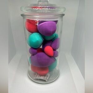 New Beauty Blenders and Storage Jar